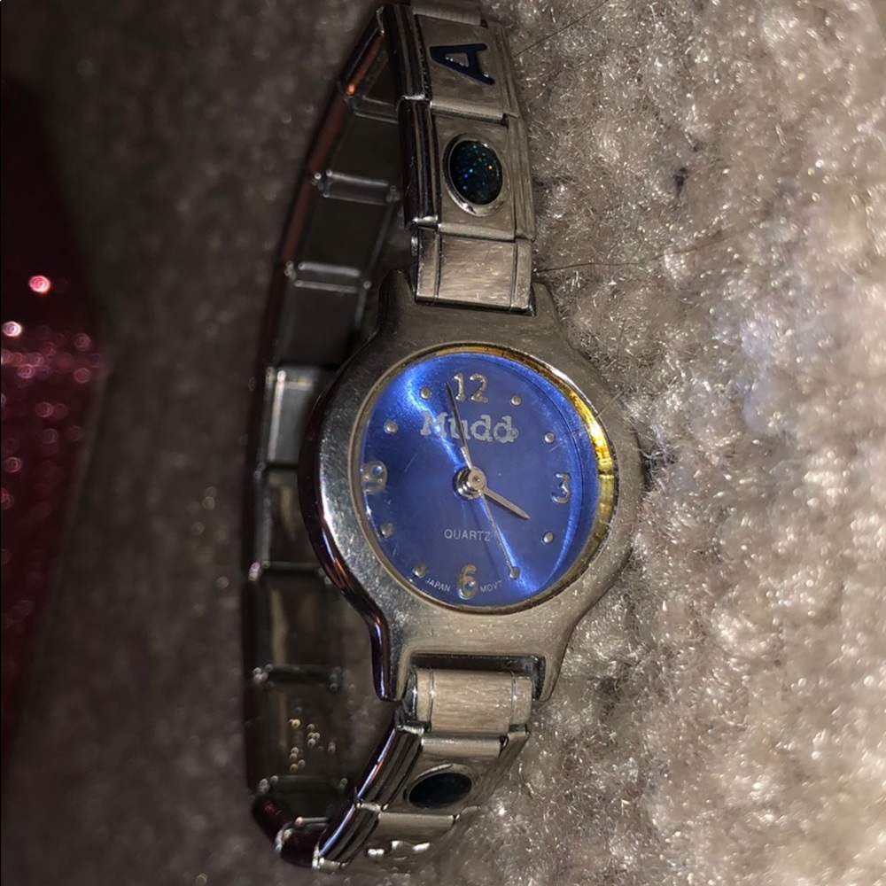 Mudd Charm Watch